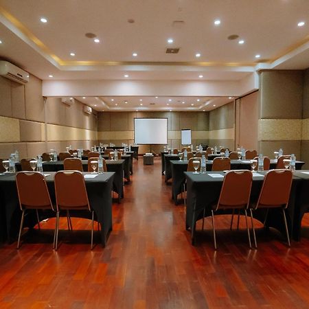 Praja Hotel Denpasar Eksteriør bilde
