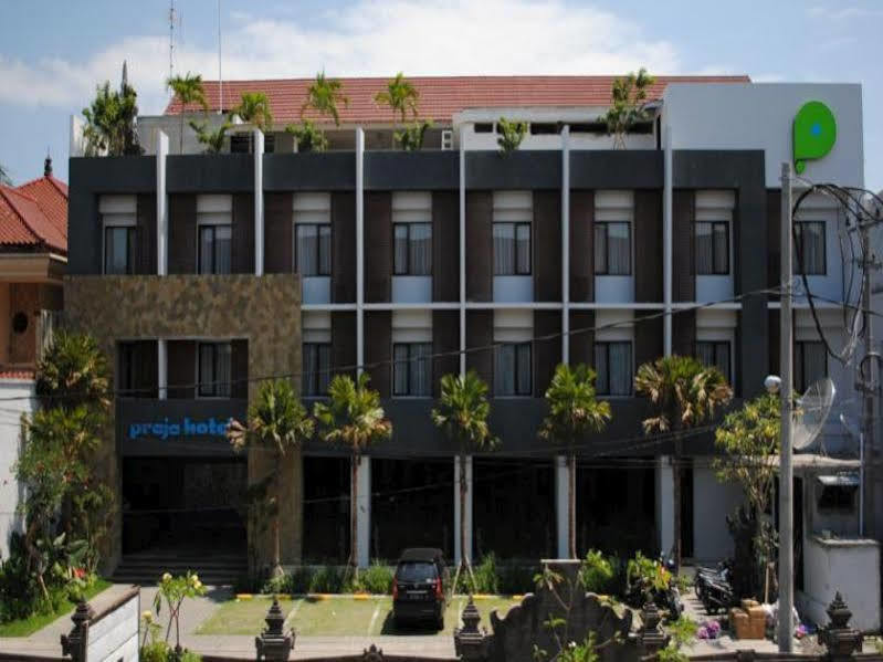 Praja Hotel Denpasar Eksteriør bilde