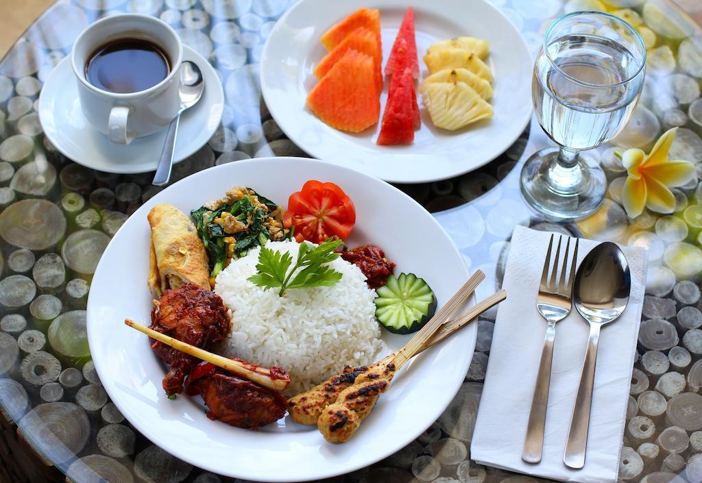 Praja Hotel Denpasar Eksteriør bilde