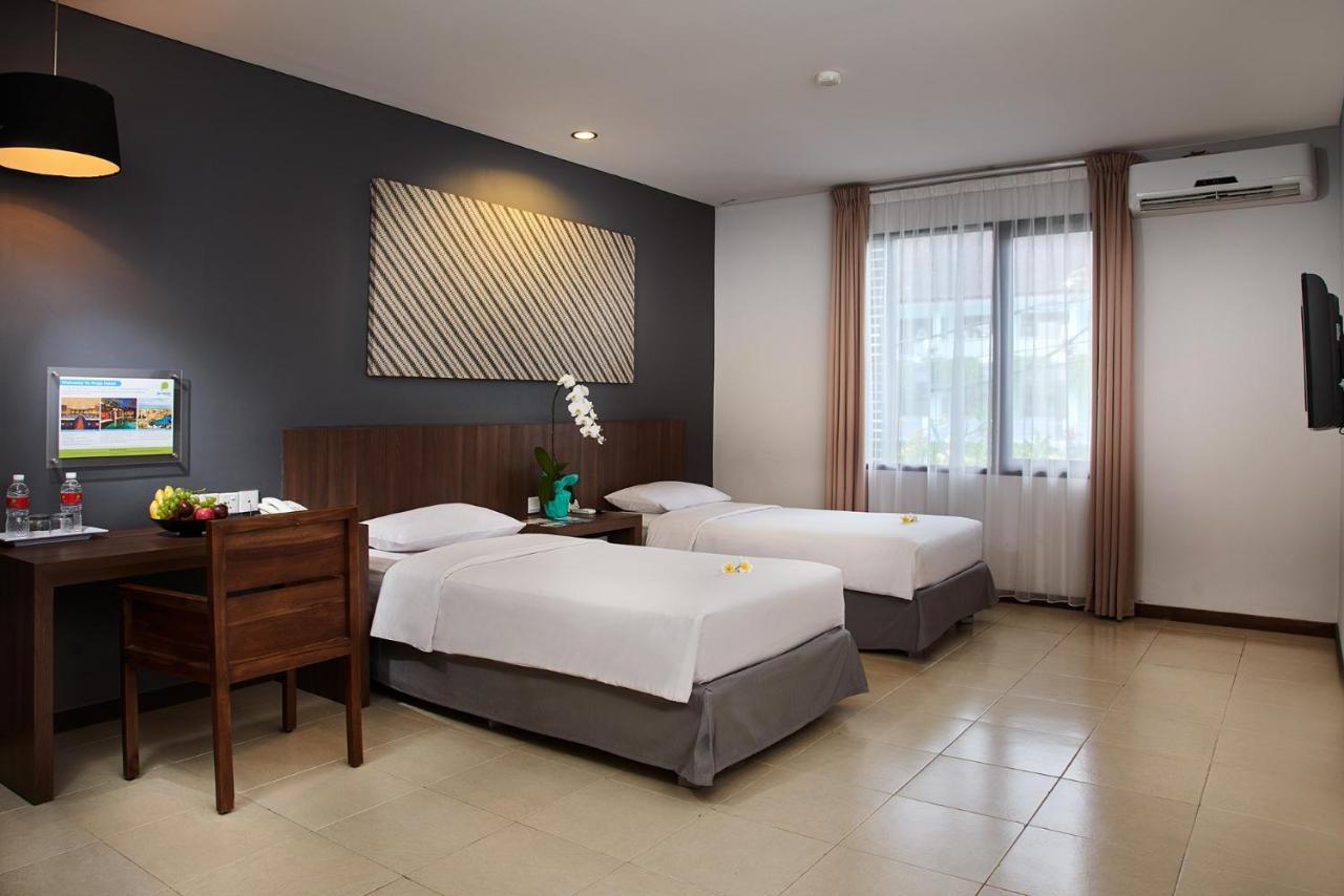 Praja Hotel Denpasar Eksteriør bilde